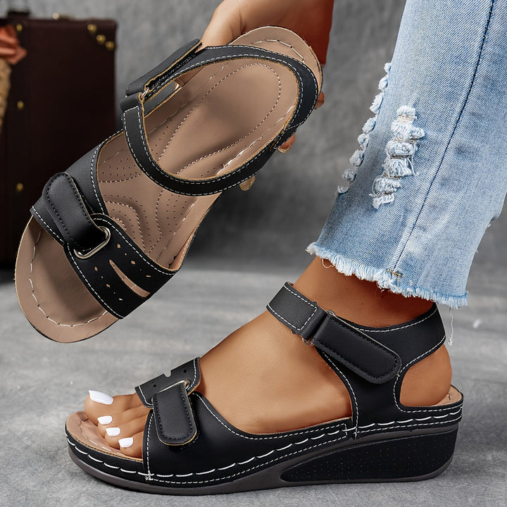 Célima™ | Fashionable orthopedic sandals