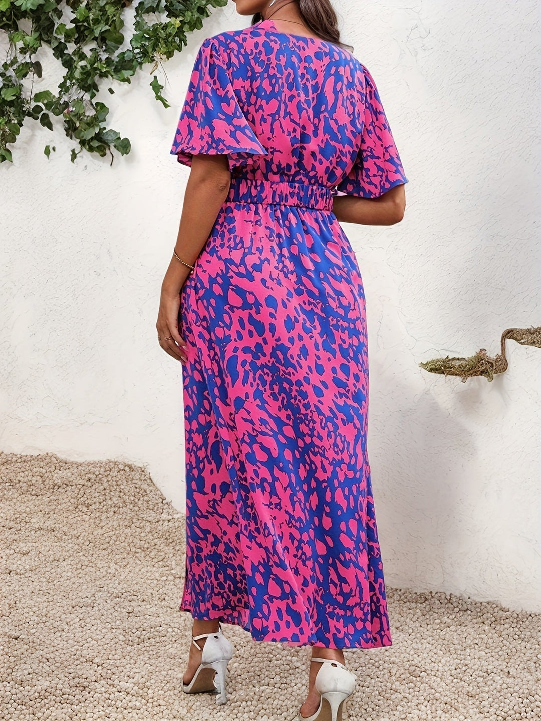 Hallel™ | Flattering Summer Dress